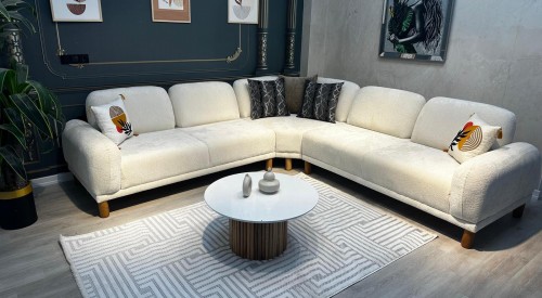 Ecem Tam Köşe Takımı