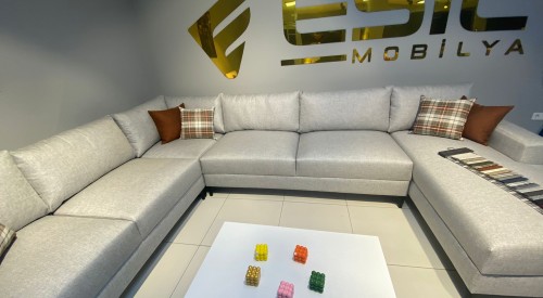 Mira U Köşe Takımı